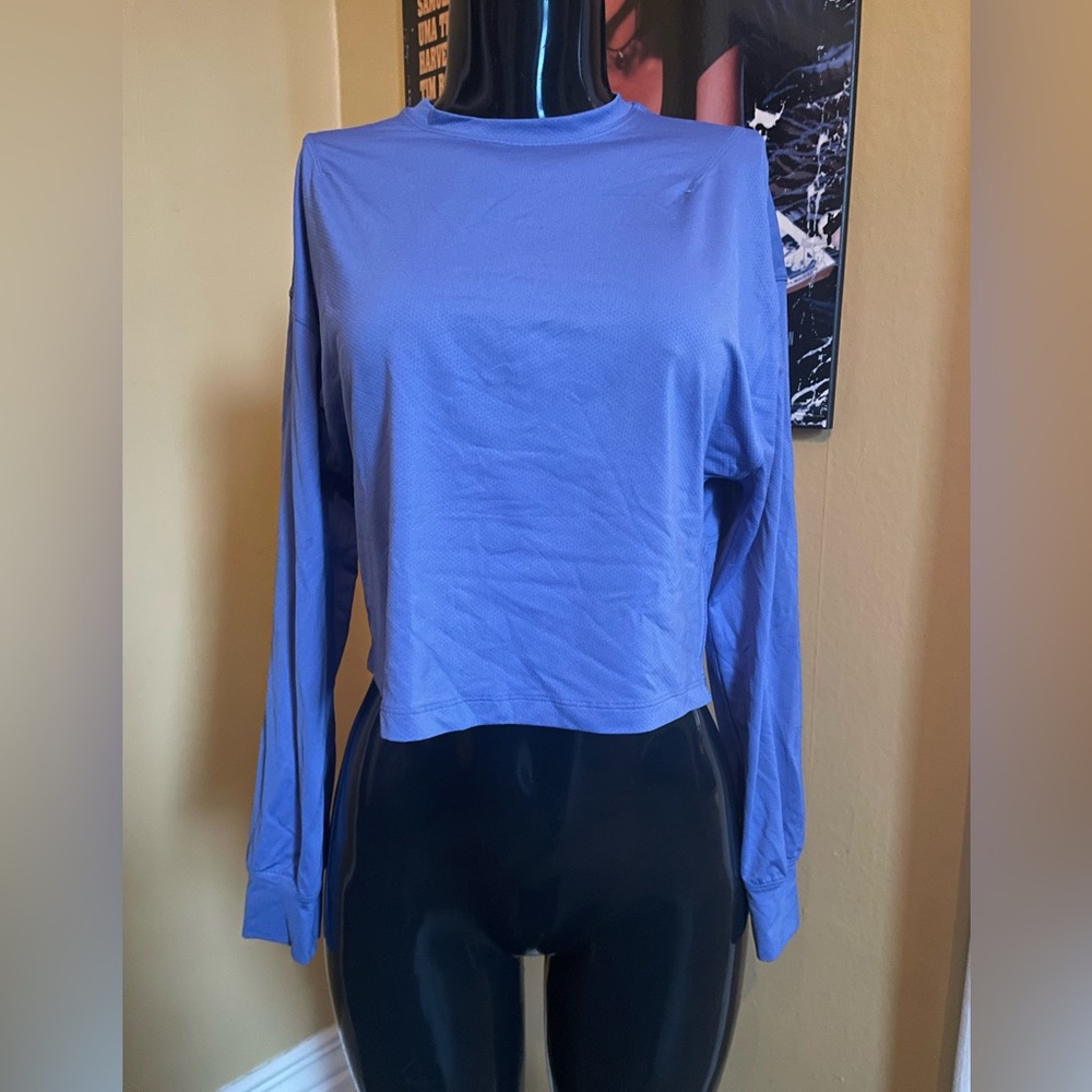 Women’s Purple Lululemon Breathable Long Sleeve Crop Top ( 0 )